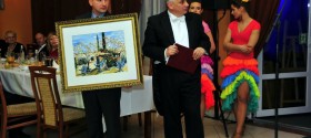 Kłodzko's Mayor Szpytma with his team led the auction